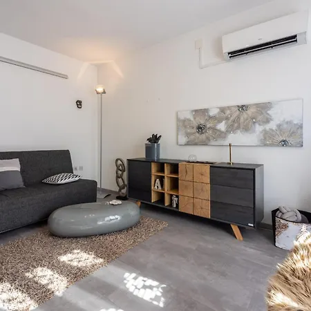 Apartament Jenny *